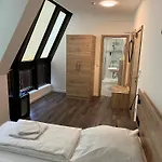 Nb Apartments